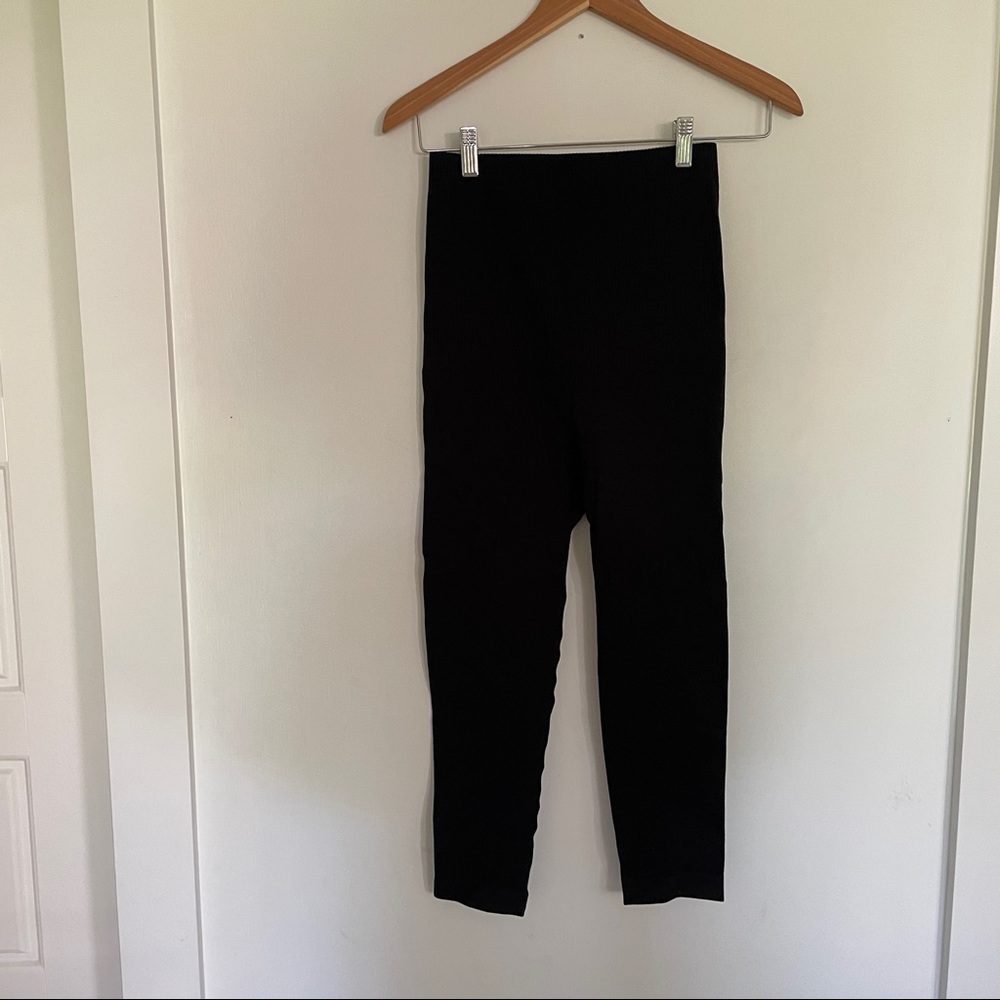 Ribbed maternity leggings